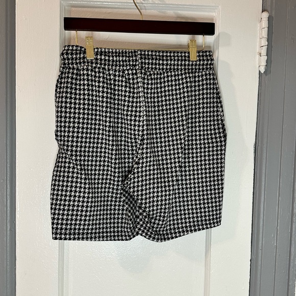 2 piece set in black and white dog tooth print - Picture 5 of 7